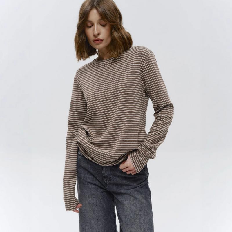 New Striped Long-sleeve 2026 Commuter Slim-fit Round-neck Base Shirt for Women, Casual T-shirt