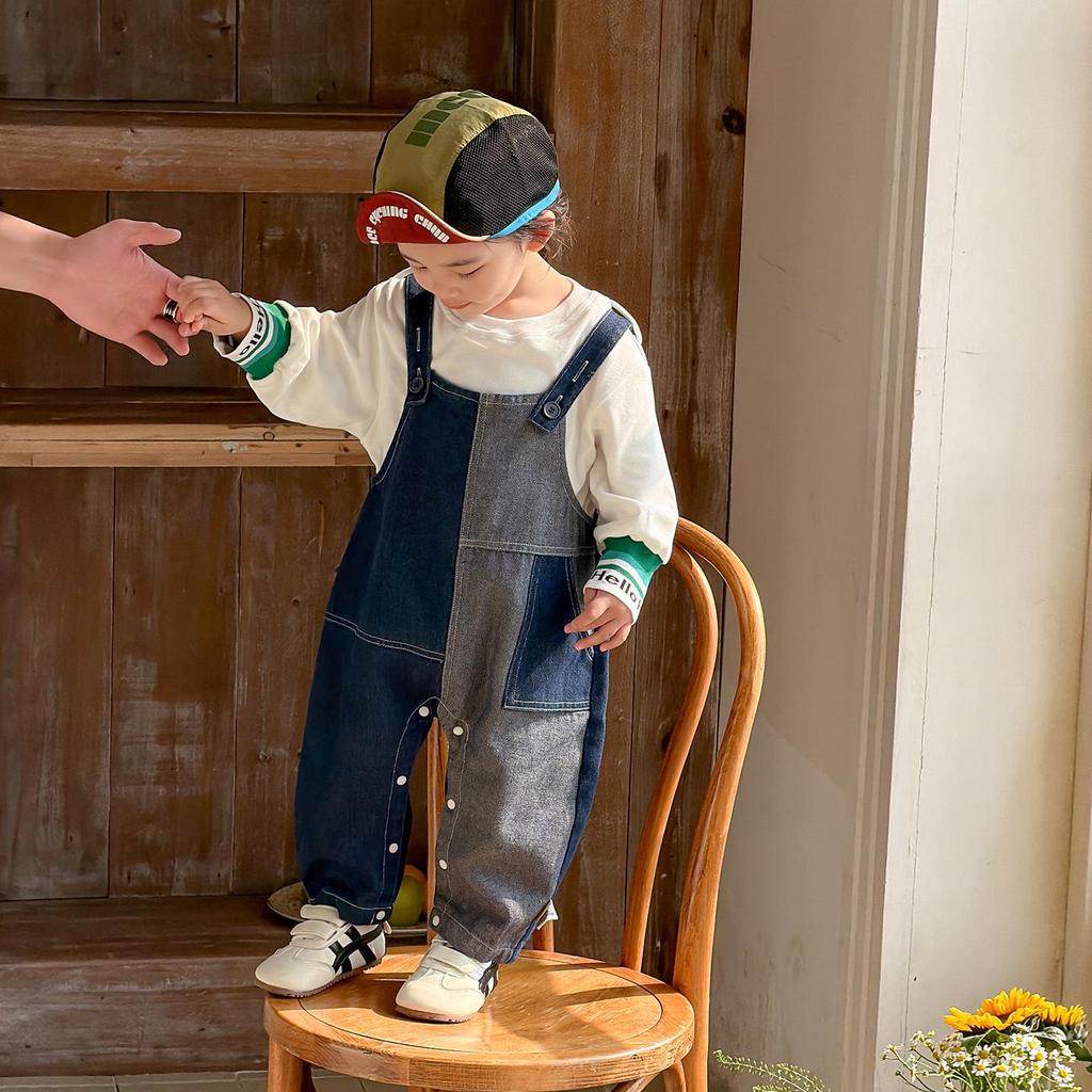 Set Bimba Semplice Due Pezzi con Salopette Primavera 2026