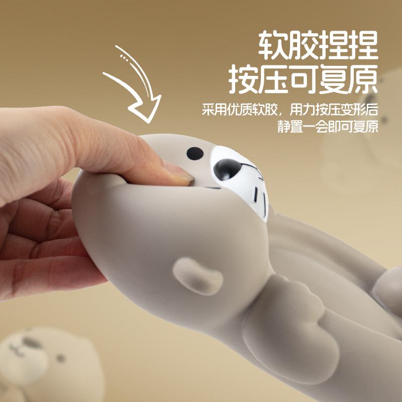 Children's Bathroom Floating Animal Otter Sealed Floating Water Play Toy Baby Bath Bath Toy-white