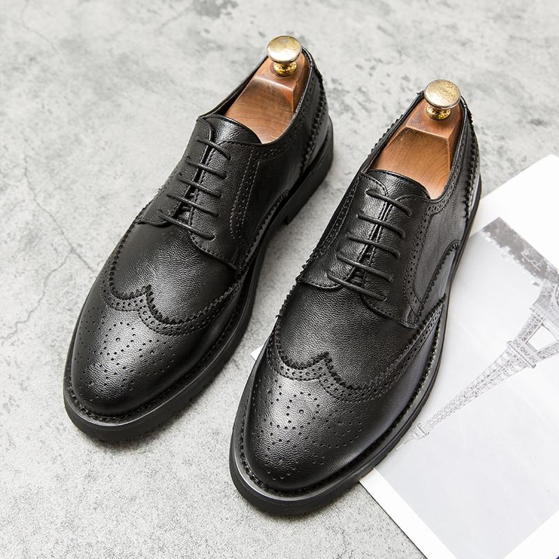 Fashion Mens Retro Carved Brogue Designer Business Wedding Leather Male Party Dress Luxury Footwear Driving Casual Shoes for Men Loafers
