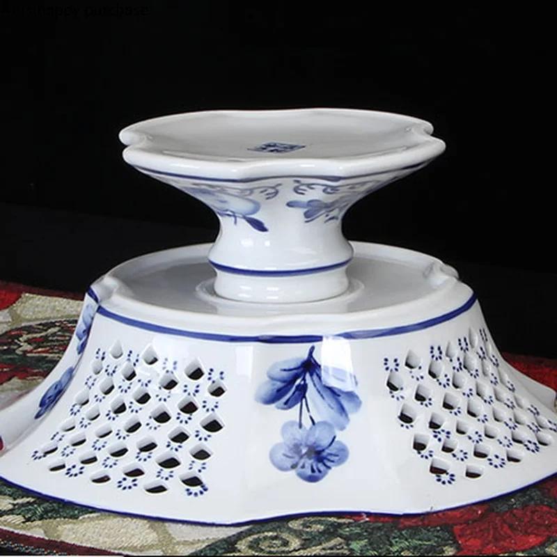 Hollow Fruit Plate Ceramic Plate Tall Feet Fruit Dish Snack Bowl Decorative Tableware Food Tray Fruit Basket Storage Ornaments