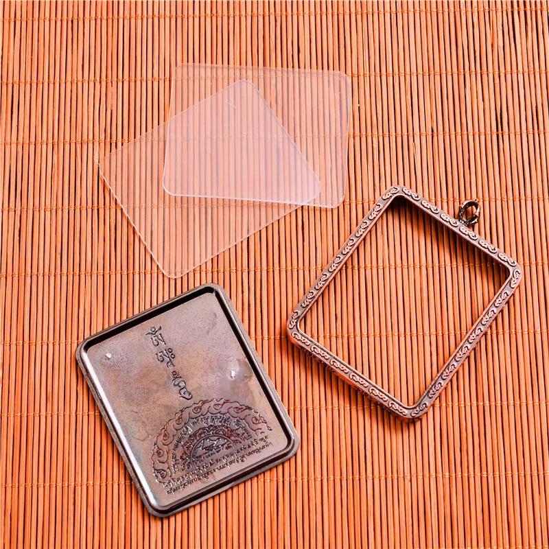 Mini Tangka Box Charms Nepal Boxes Pendant Tibetan Buddha Jin Gangchu Pendants Modern Creative Alloy Charm for Necklace Couple Ornaments Holiday Gift