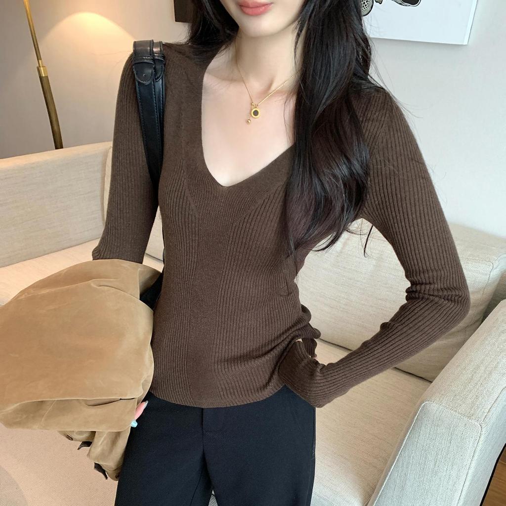 Women's European V-Neck Slim-Fit Knit Sweater - Spring/Autumn 2026 Collection
