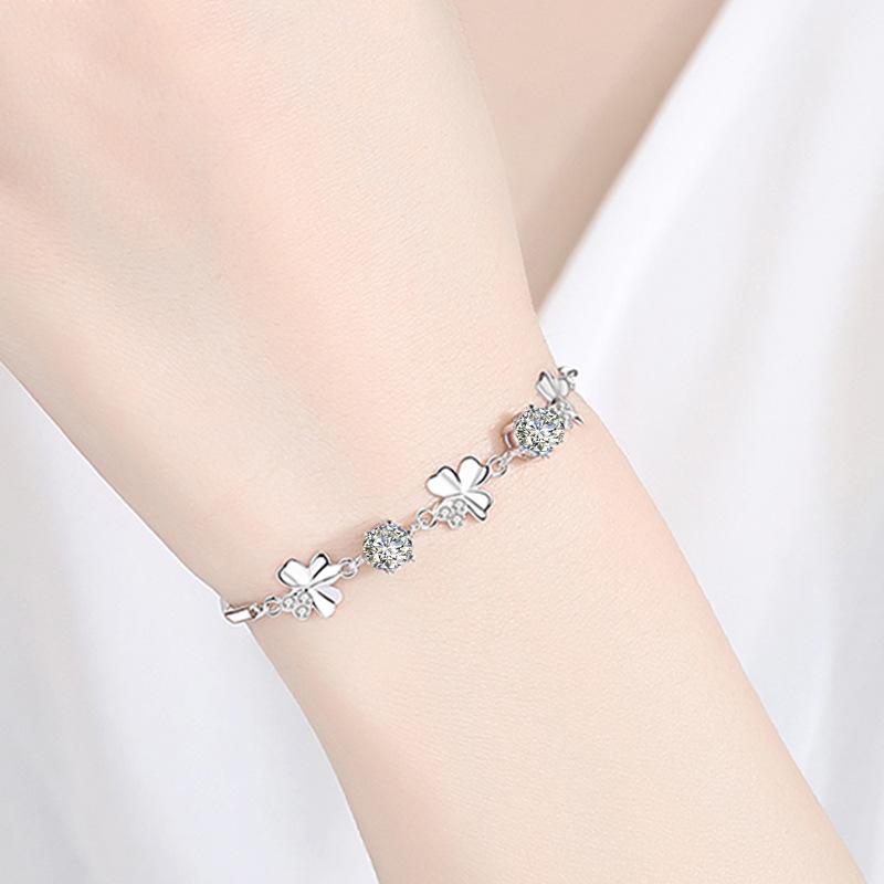 Brățară cu diamante Mosang din argint S925 cu patru frunze de iarbă pentru femei cu brățară din piatră Mosang placată cu aur de 18k