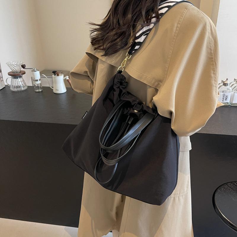 Большая вместительная сумка-ведро с завязками на шнурке женская сумка через плечо сумка — фото 18