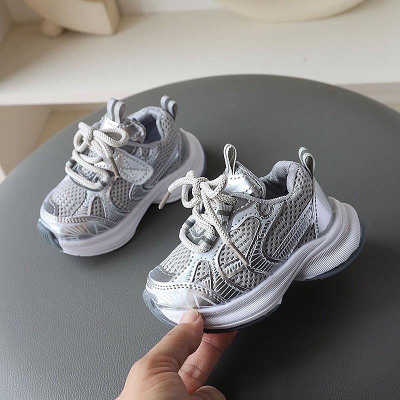 Soft Sole Breathable Mesh Sneakers Toddlers Ages 1-5 Years Non-Slip Lightweight Kids Running Shoes With Hook Loop