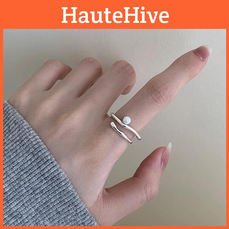 Summer Pearl Classy Ring For Women Featuring Stylish Geometric Design