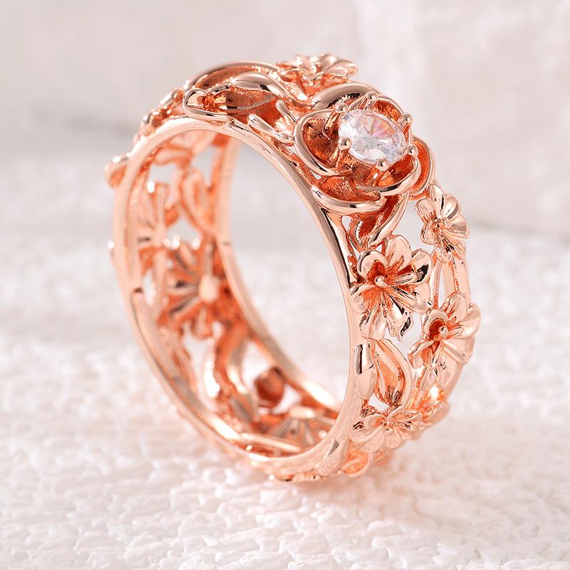 Vintage Inlaid White CZ Flower Women's Ring Creativity Gold Color Hand Carving Daily Wear Party Jewelry Anniversary Gift