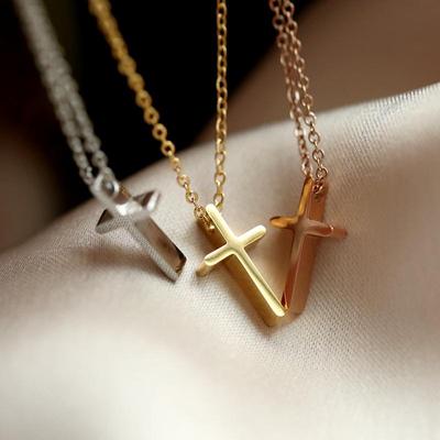 Women's 2024 Luxury Cross Necklace - Gold Titan Clavicle Chain, Non-fading Titanium Steel Accessory
