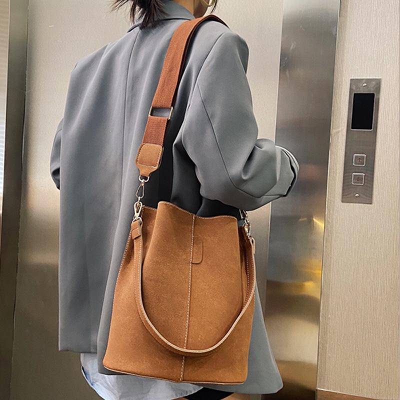 Vintage Shopping Bucket Bag For Women Soft Pu Leather Large Capacity Shoulder Messenger Bag Crossbody Bag Vintage Shopping Bucket Bag For Women Soft Pu Leather Large Capacity Shoulder Messenger Bag Crossbody Bag