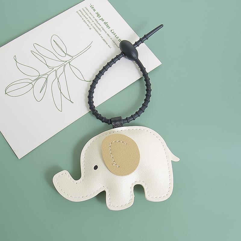1Pcs Leather Animal Pendant Cartoon Elephant Keychain For Women Bag Charm Decoration Key Chain Holder Gift