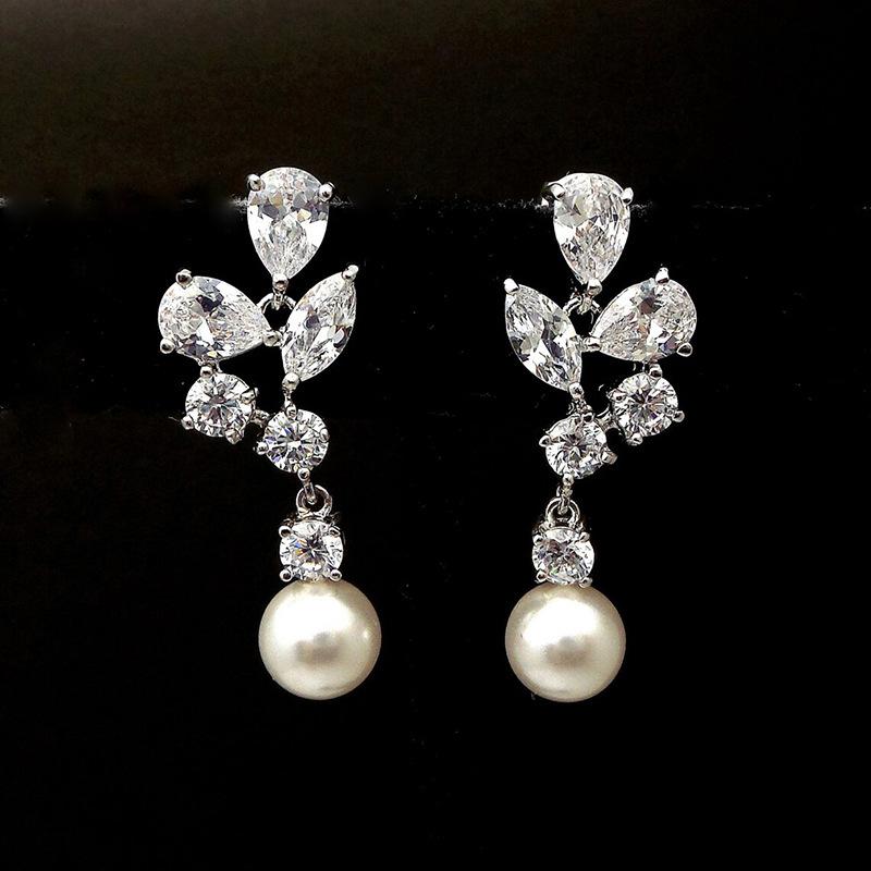 Silver Tone Multi-cut Zircon Cluster Dangle Earrings Round White Imitation Pearl Drop Earrings Luxury Wedding Banquet Jewelry for Women