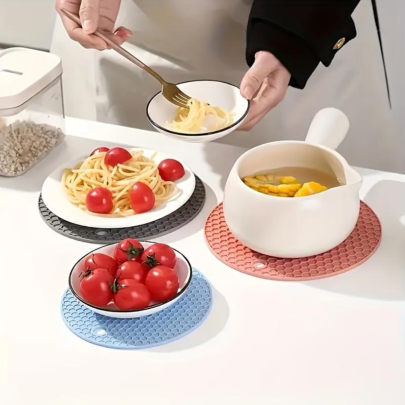 Silicone Honeycomb Heat Resistant Mat Non-Slip Simple for Kitchen DiningTableCooking Protector Easy CleanDurable Multifunctional