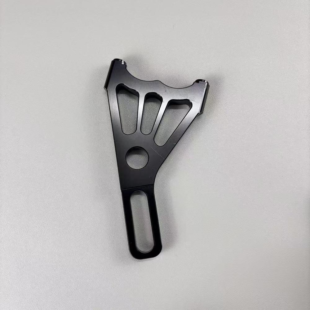 

Motorcycle Rear Brake Caliper Bracket Adapter For 220mm Brake Disc/82mm Radial Brake Caliper Rpm Adelin Universal E-Scooter чорний