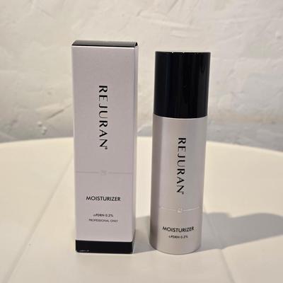 Clinic Moisturizer 40ml 2025 Nuova confezione Crema idratante leggera per pelli sensibili