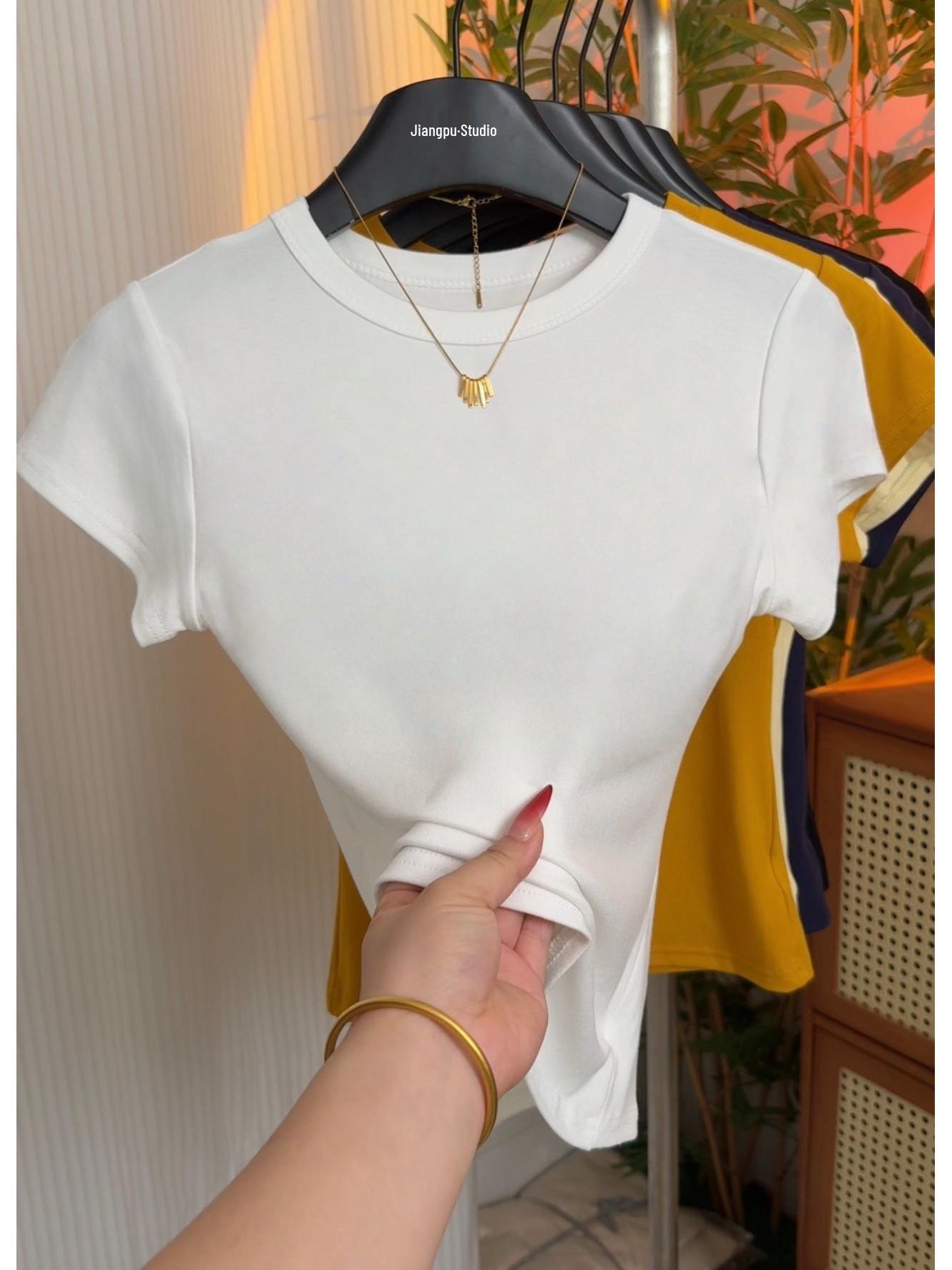 

Korean Style Yellow Slim-Fit Round Neck T-Shirt for Women M (recommended for 40-50 kg)