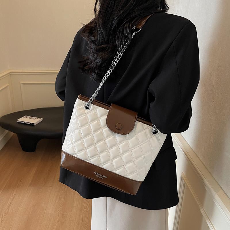 Handbag contrasting color embroidery thread texture dumpling bag large capacity simple versatile fashion commuter bucket bag women