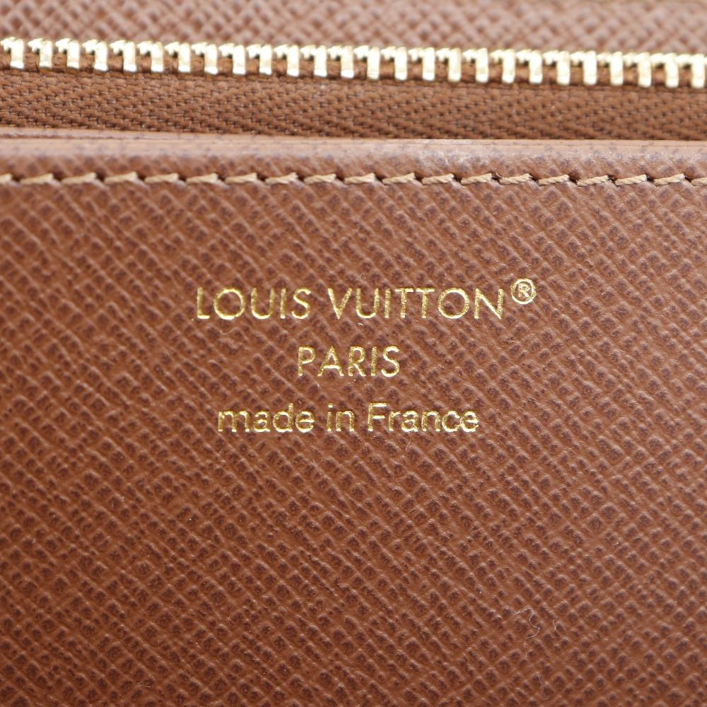 LOUIS VUITTON Zippy wallet Purse M42616 Brown Monogram canvas unisex Used