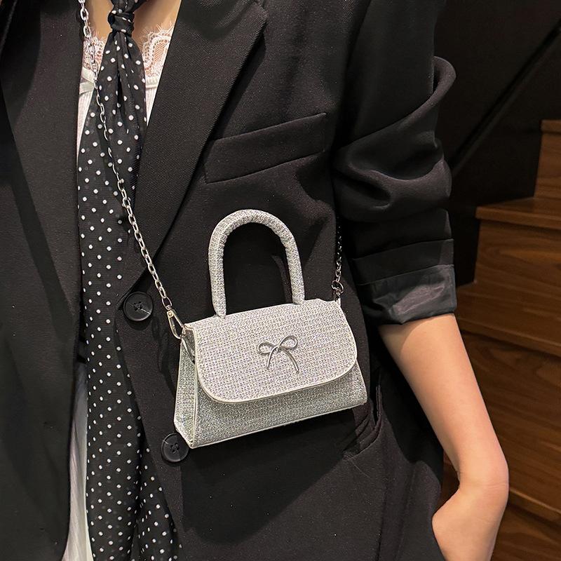 2025 New Bow High-end Fairy Simple High-value Shoulder Messenger Bag Silk Thread Shiny Small Square Bag
