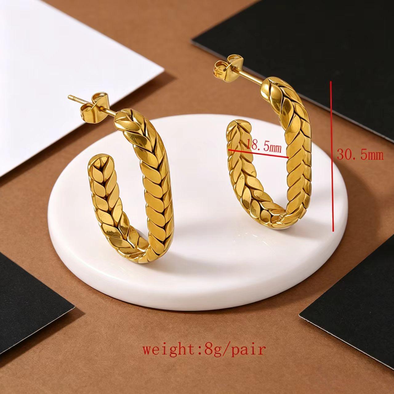 18K Gold C-Shaped Hoop Earrings: High-End, Colorfast, Versatile Titanium Steel for Women 18K