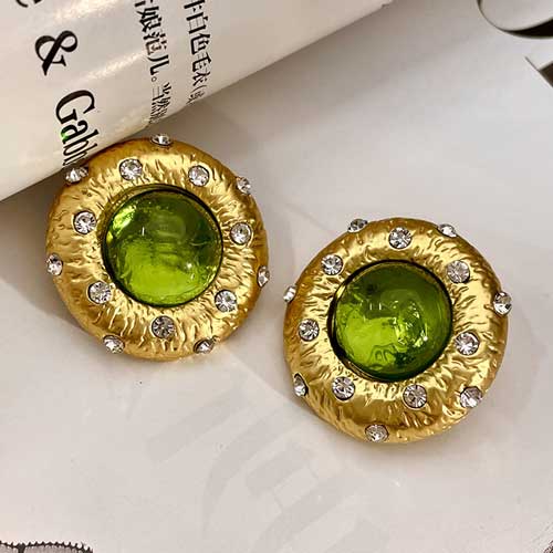 Elegant Women Men Fashion Classic Crystal Pendant Earrings For Women Girls Vintage Palace Style Gorgeous Ear Rings Jewelry