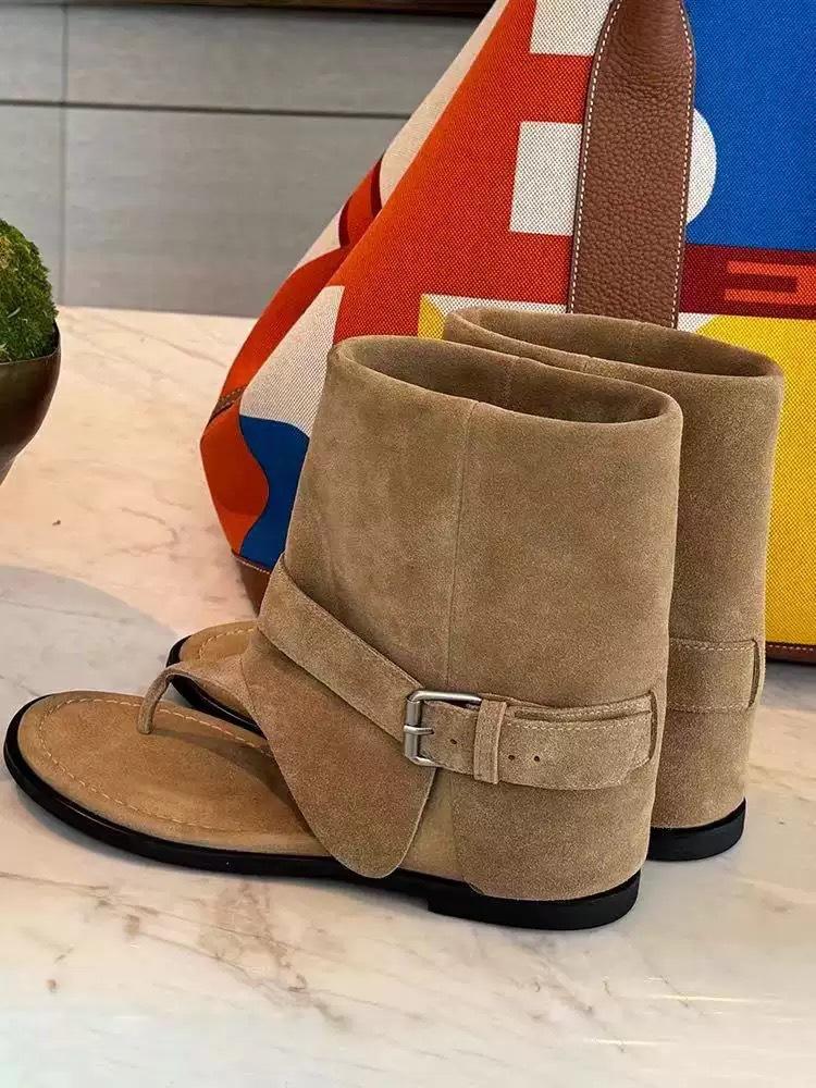 

~ Стильные красотки с круглым носком и пряжками, полусапожки-трубы для верхней одежды, крутые женские сандалии 40