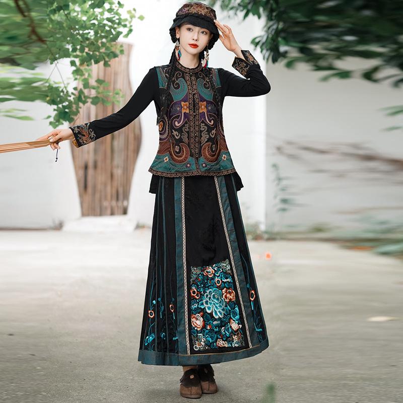 Women's Ethnic Style Embroidered Floral Vest - Chinese Retro Cardigan