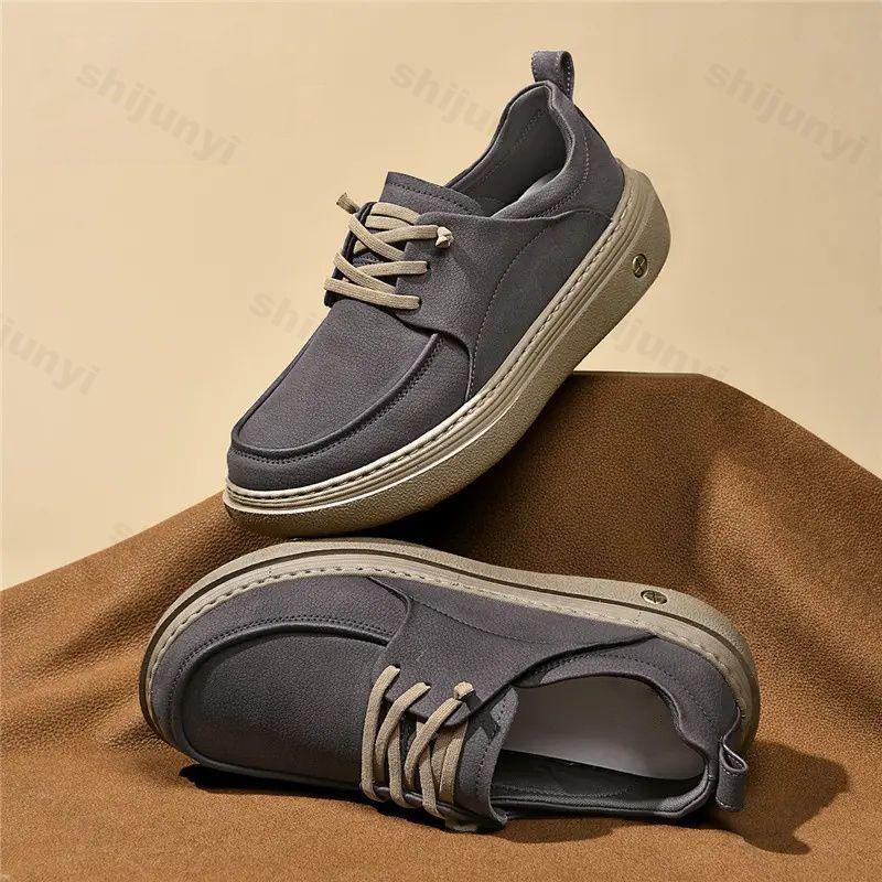 Herren Lederschuhe 2026 Frühjahrsmode Business Casual Schuhe Plateau Runde Spitze Bequem Outdoor Retro Herren Vulkanisierte Schuhe