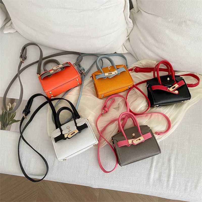 Children's Bag 2025 New Stylish and Simple Princess Mini Bag Girls and Girls with Hand Bag