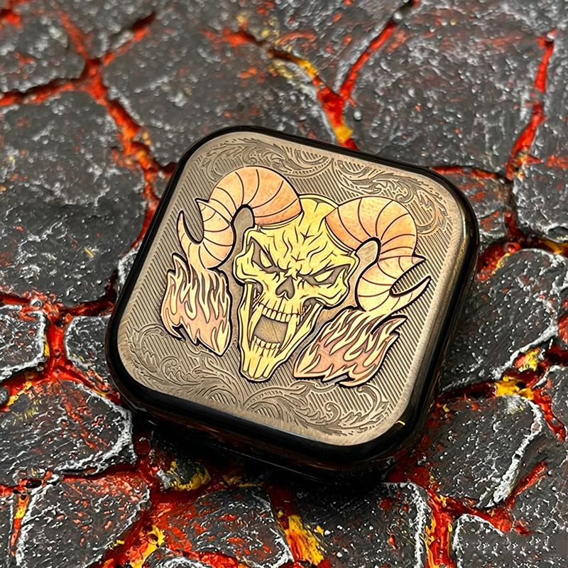 Satan King E Fidget Slider Direct Push Rotation Rhythm Fidget Spinner Metal Stress Toy Office Desktop Anxiety Relief Toys