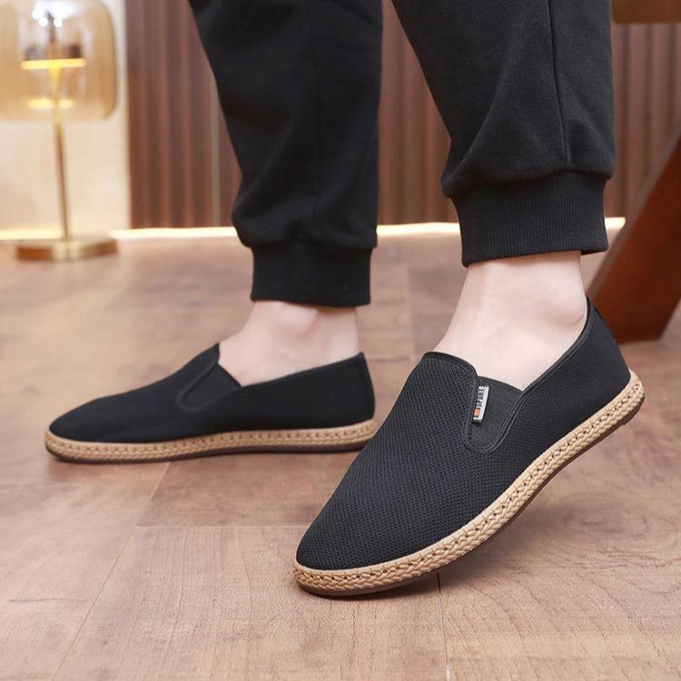 Men's Cloth Shoes Breathable and Lightweight Dad Shoes Soft Sole Non-slip Fashion Casual Middle-aged and Elderly Lazy Shoes
