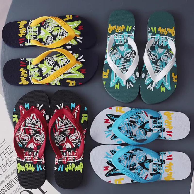2025 New Men's Rubber Flip-Flops Trendy Anti-Slip Beach Sandals for Summer Casual Non-Slip Slippers Students Lightweight Stylish