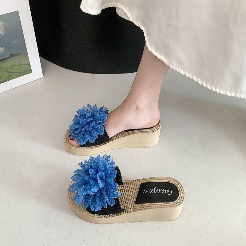 Casual thick-bottomed cool slippers women's 2025 summer wear new fashionable versatile one-word muffin flower slippers