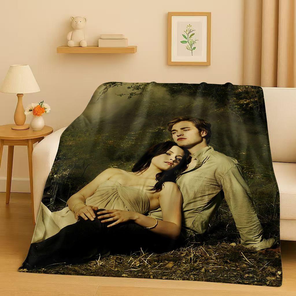 

New Twilight Saga Bella Edward Vampire Movie Flannel Blanket,Ultra Soft Warm Plush Throw for Home Bedroom Bed Sofa Cover Camping 75x90cm