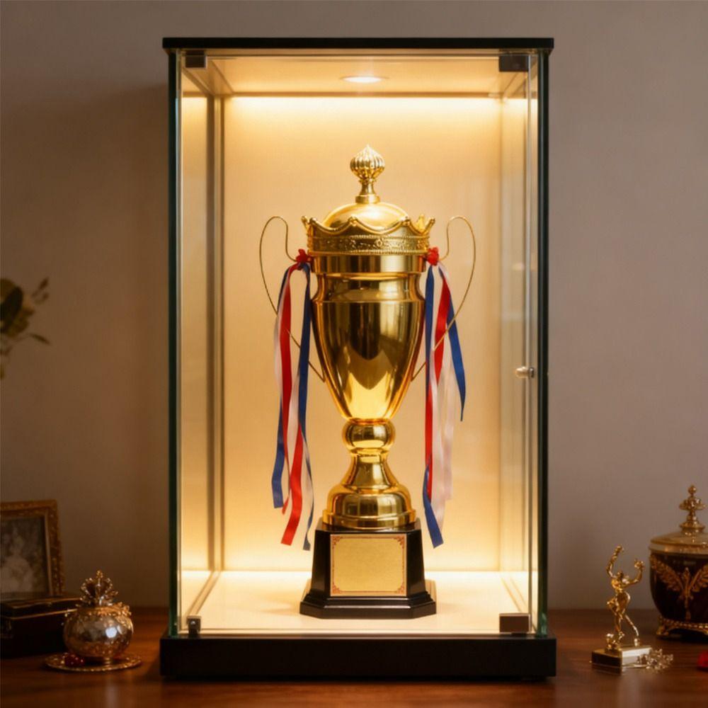 Goldfarbener Gewinnerpreis Kleine Größe Wettbewerbspokal Wettbewerbspreis Meisterschaftspokal Sportspiele