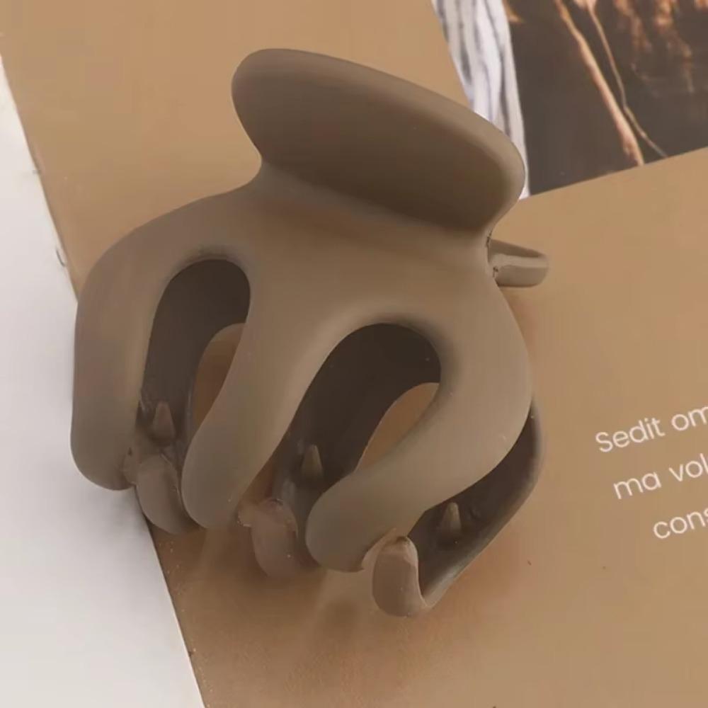 3pcs Black White Matte Hair Claw Clip Simple Style Shark Claw Clips Solid Color Hair Claw Elegant Hair Clips For Women Girls