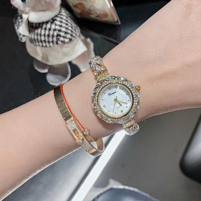 Modische, romantische Uhr mit Strasssteinen, Temperament, lässige Quarzuhr mit Feenscheibe, einfache Uhr für Damen