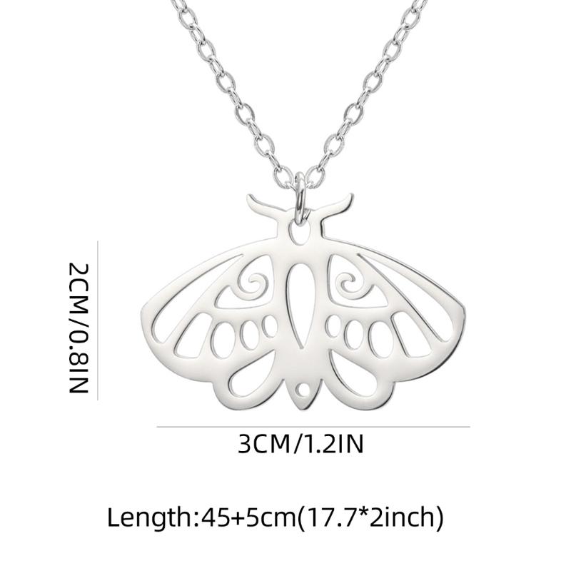 Unisex Gothic Style Moth Necklace Detailed Metal Moth Necklace Elegant Neck Chain for Celebrations and Daily Use