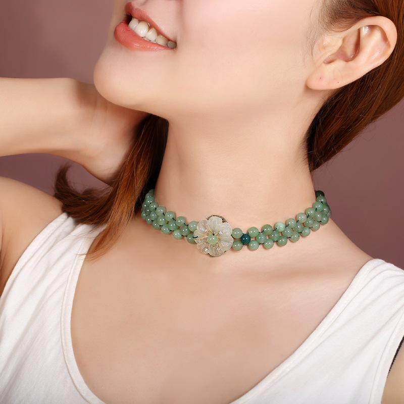 GEMCHIC Women s Vintage Ethnic Style Green Jade Flower Choker Necklace, Elegant Beaded Collarbone Chain with Crystal Pendant