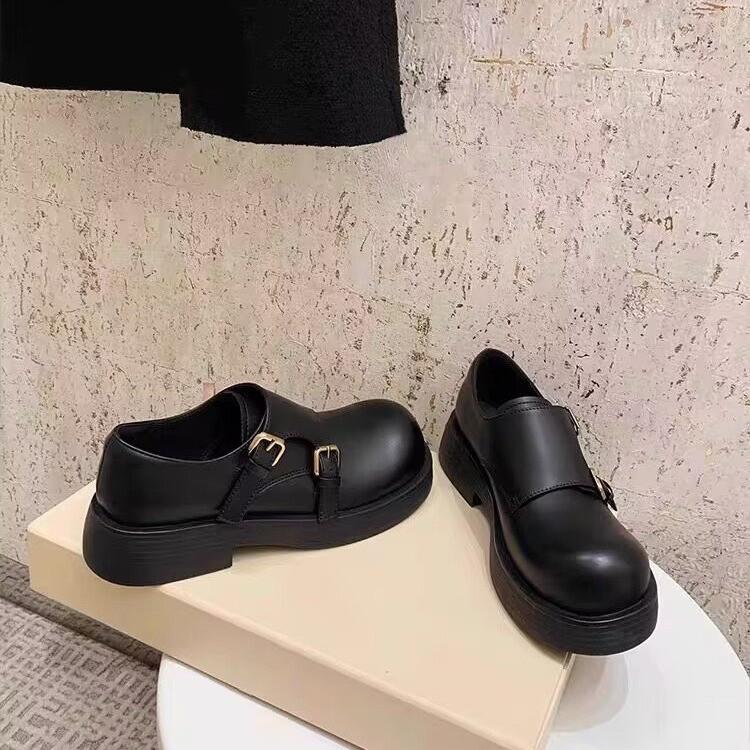 

Autumn double buckle with round head pedal ugly cute versatile retro big head leather shoes women 35 чорний
