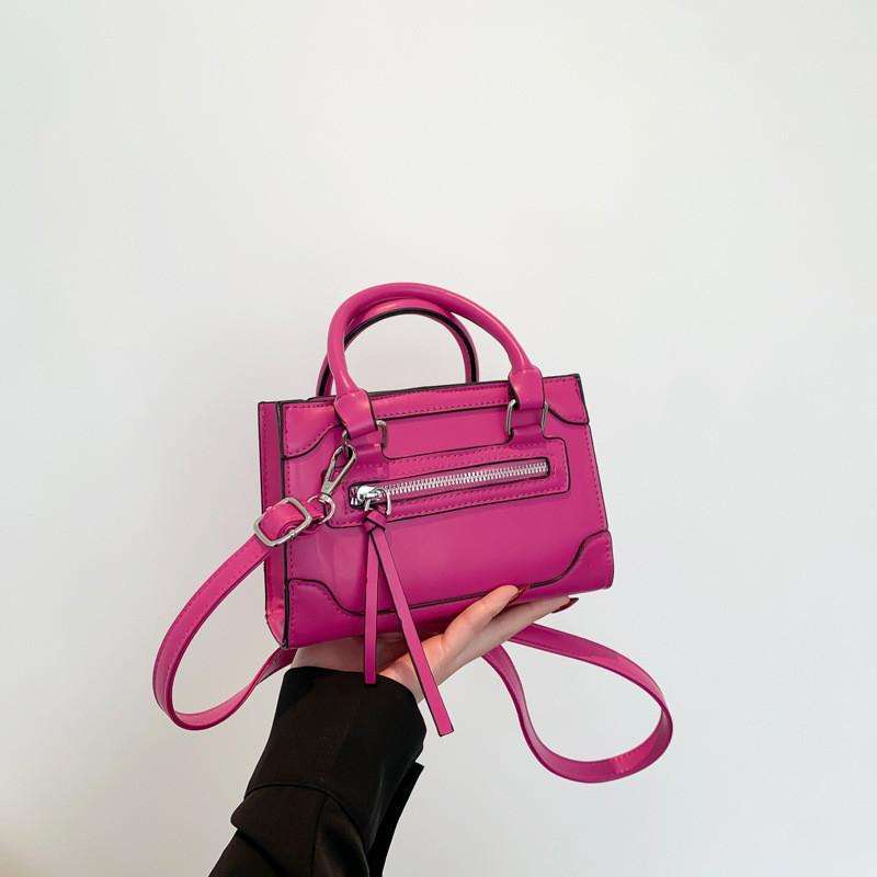 

Luxurious Designer Pu Shoulder Bag For Women 2024 Trendy Quilted Crossbody рожевий червоний колір