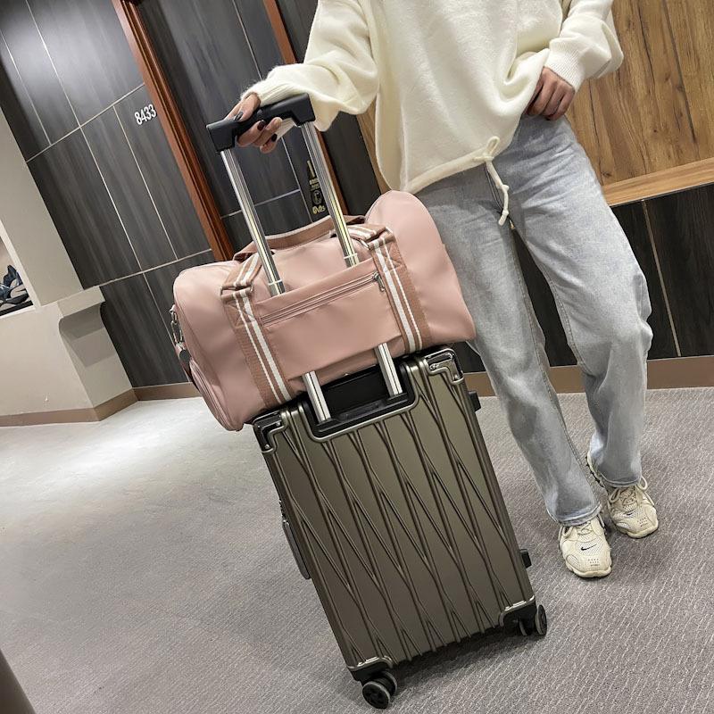 Casual Yoga Fitness Bag Fashionable Wet and Dry Separation Training Bag Short Trip Large Capacity Handbag for Women