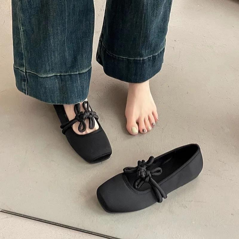 Fashion Ethnic Style Women Red Satin Mary Jane Shoes Fashion Shallow Square Toe Shoes Spring Autumn Soft Sole Ballet Shoes 2025