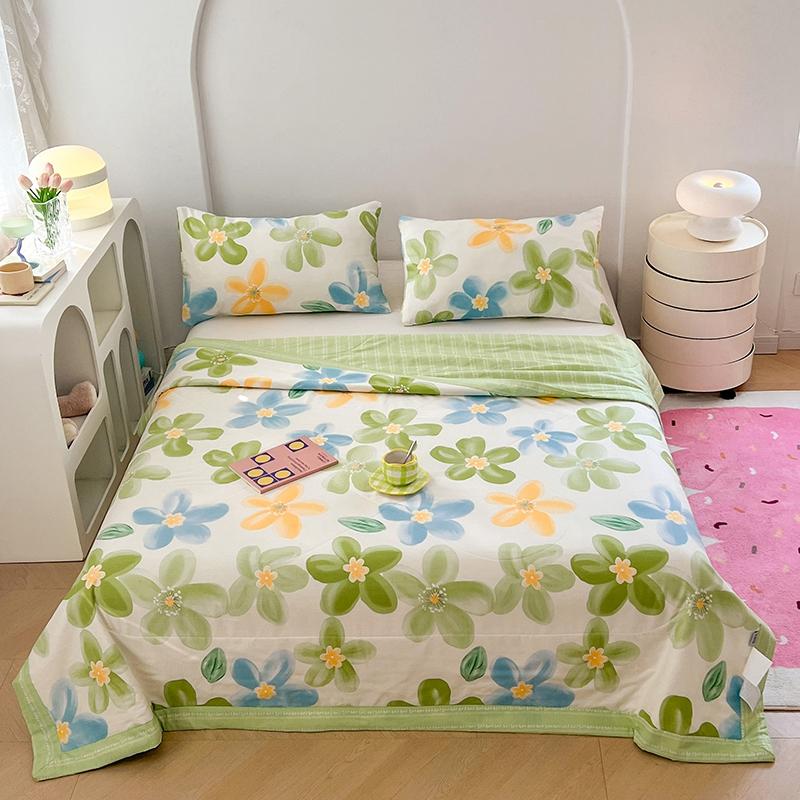 Fresh White Flowers 100% Cotton Quilted Quilt Summer Skin-friendly Comfortable Air Conditioning Quilt for Kids Teens Adults