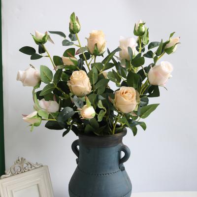 Artificial Flower Faux Silk Flower Fabric Soft Pliable Petals Flexible Stems Fake Roses Home Decor Wedding Bouquets Photo Props