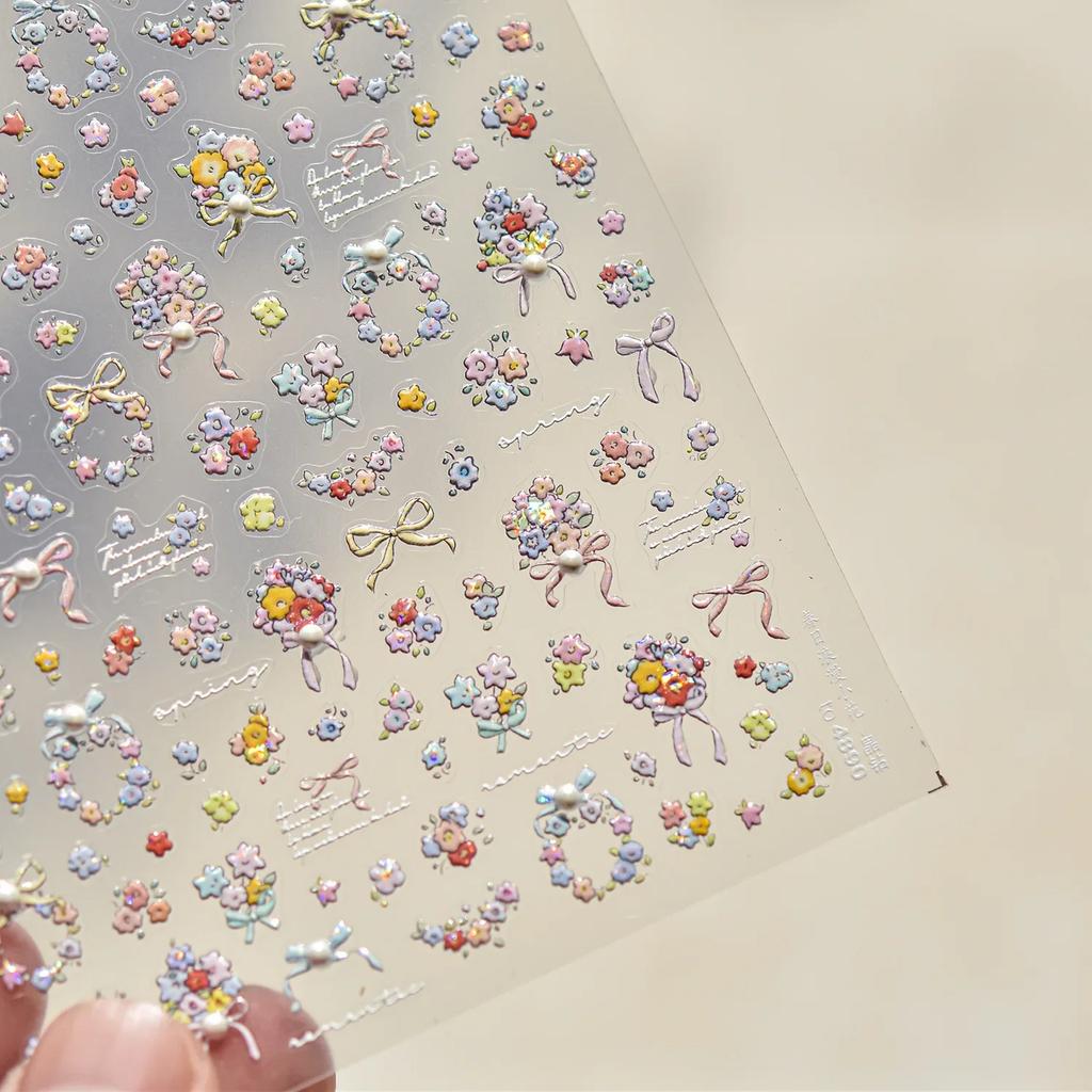 White Flower Gold Leaf Floral Petal Tulip Bloom Charming Retro Metal Soft Self Adhesive 5D Nail Art Sticker Manicure Decal DIY