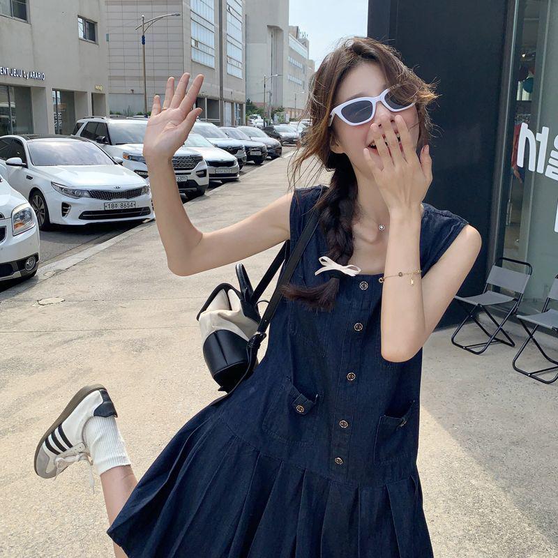 

2026 Summer Women s Hong Kong Style Sleeveless Pleated Denim Dress S recommended for 80-100 jin