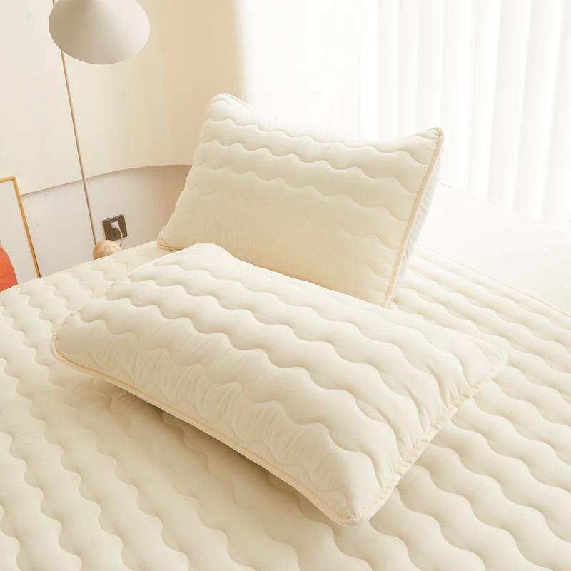 2 Pieces Cotton Pillowcase Machine Washable Pillow Cover Bedroom Decor Suitable for With Children Just Pillowcase ,No Pillow