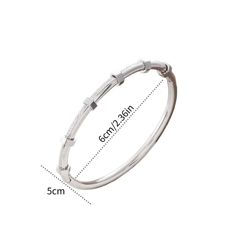High-End Titanium Steel Bracelet with Inlaid Rhinestones, 18K Gold-Plated, Colorfast Stainless Steel.