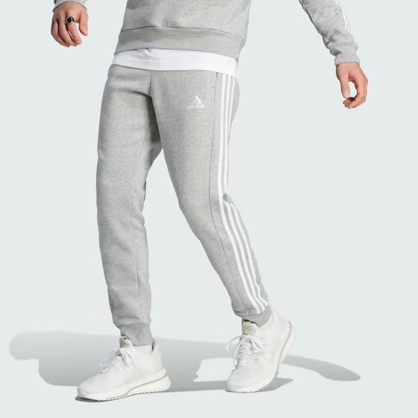 Adidas Essentials Fleece 3-Stripes Kalhoty se zúženými manžetami Středně šedý melír Pánské Streetwear IJ6494